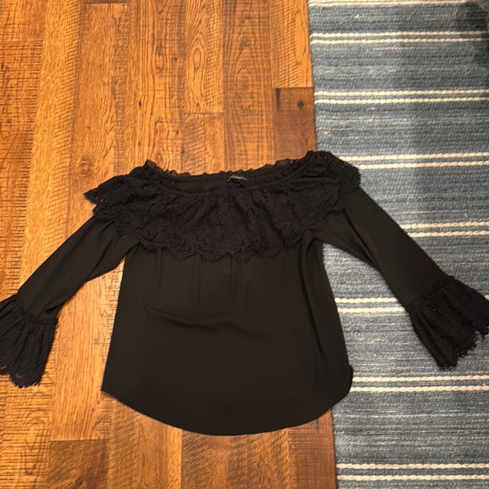 WHBM off shoulder lace top